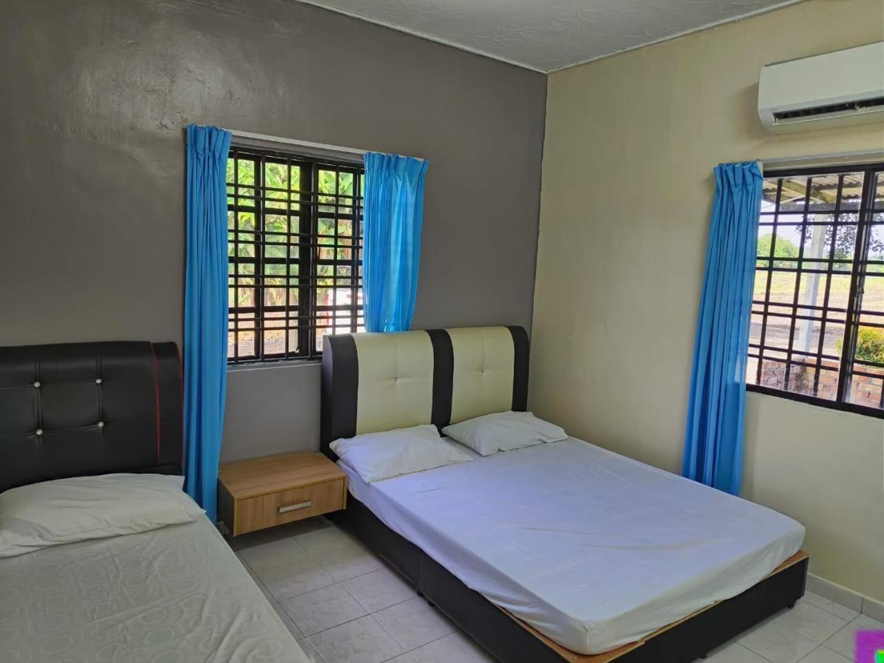 Casa Villa Homestay Sekinchan Exterior photo
