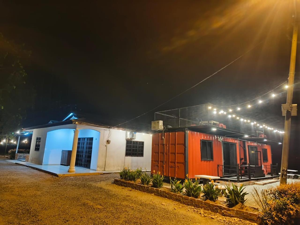 Casa Villa Homestay Sekinchan Exterior photo