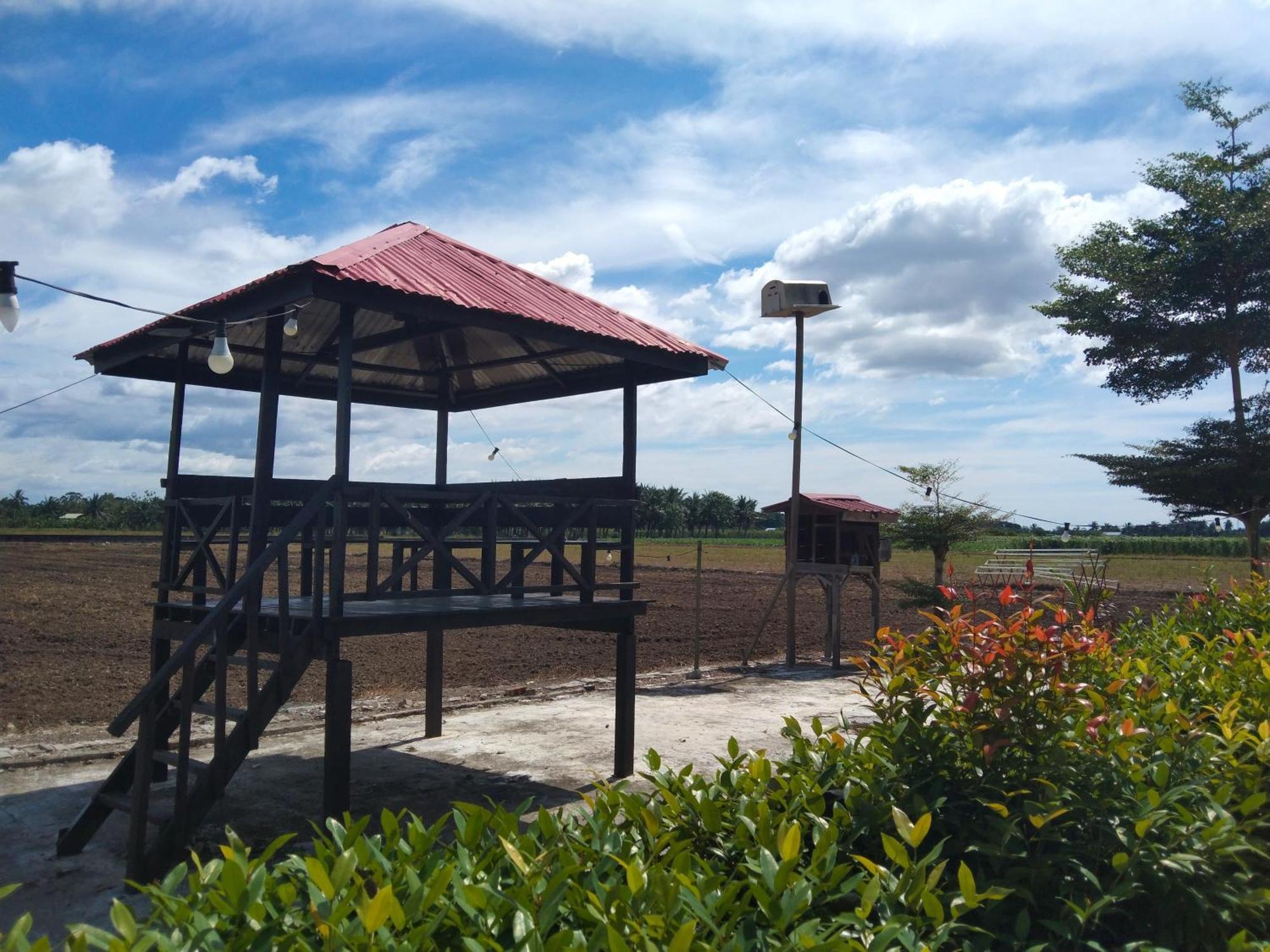 Casa Villa Homestay Sekinchan Exterior photo